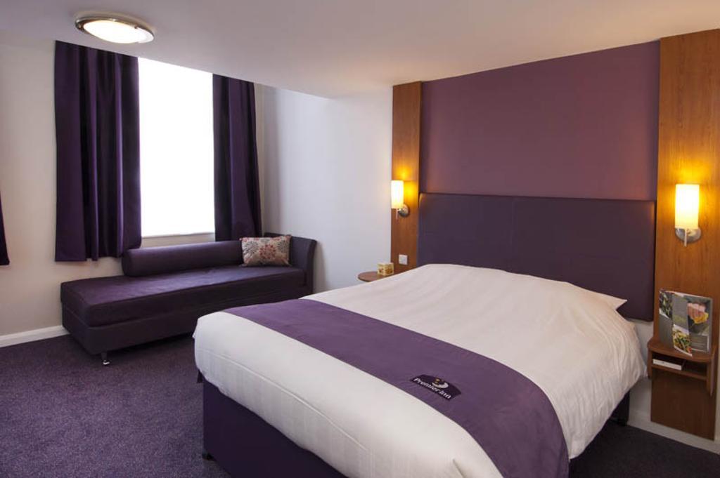 Premier Inn Gravesend - A2/Singlewell ภายนอก รูปภาพ