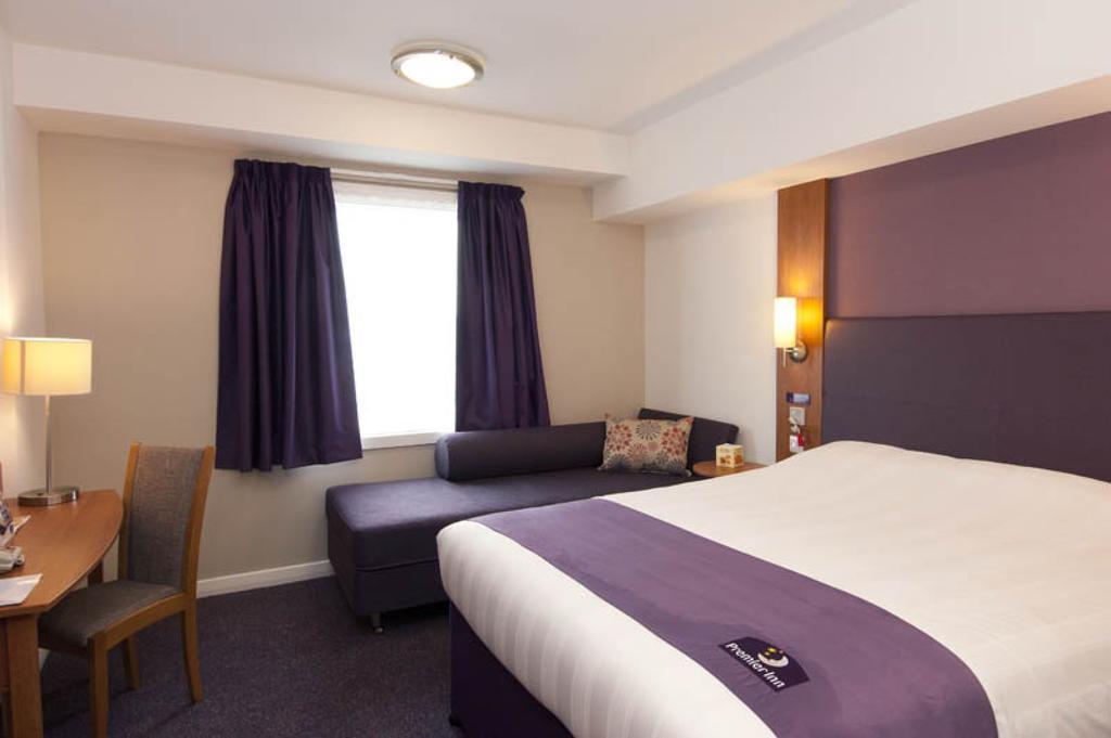 Premier Inn Gravesend - A2/Singlewell ภายนอก รูปภาพ